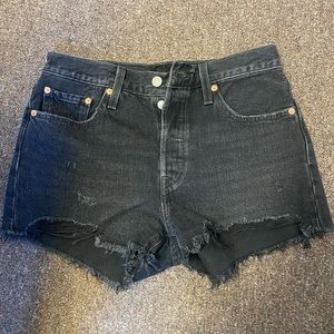 Levi’s black denim shorts 501